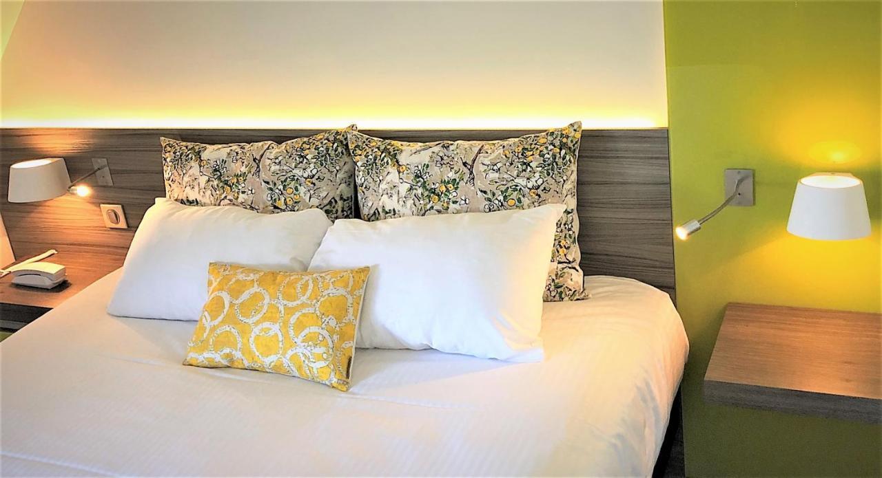 Logis Hotel & Restaurant Les Mouettes - Larmor Plage, Proche De Lorient Екстер'єр фото