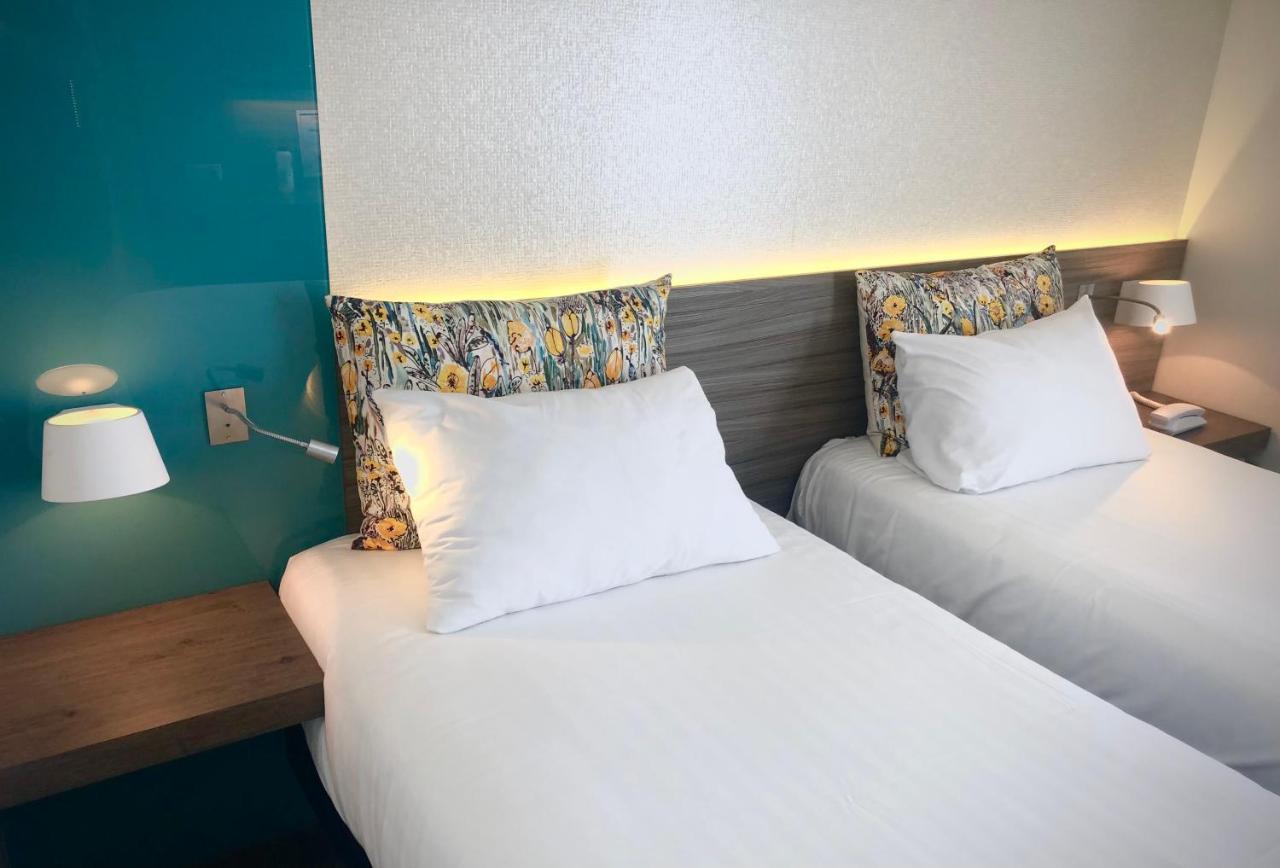 Logis Hotel & Restaurant Les Mouettes - Larmor Plage, Proche De Lorient Екстер'єр фото