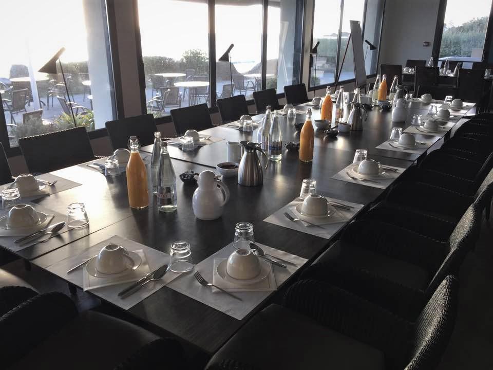 Logis Hotel & Restaurant Les Mouettes - Larmor Plage, Proche De Lorient Екстер'єр фото