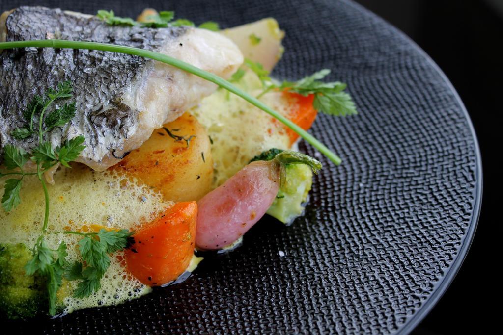 Logis Hotel & Restaurant Les Mouettes - Larmor Plage, Proche De Lorient Екстер'єр фото