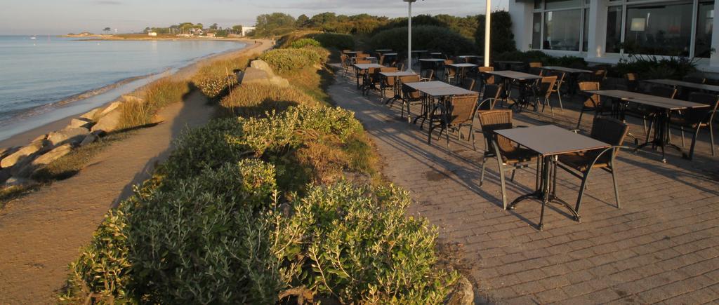 Logis Hotel & Restaurant Les Mouettes - Larmor Plage, Proche De Lorient Екстер'єр фото